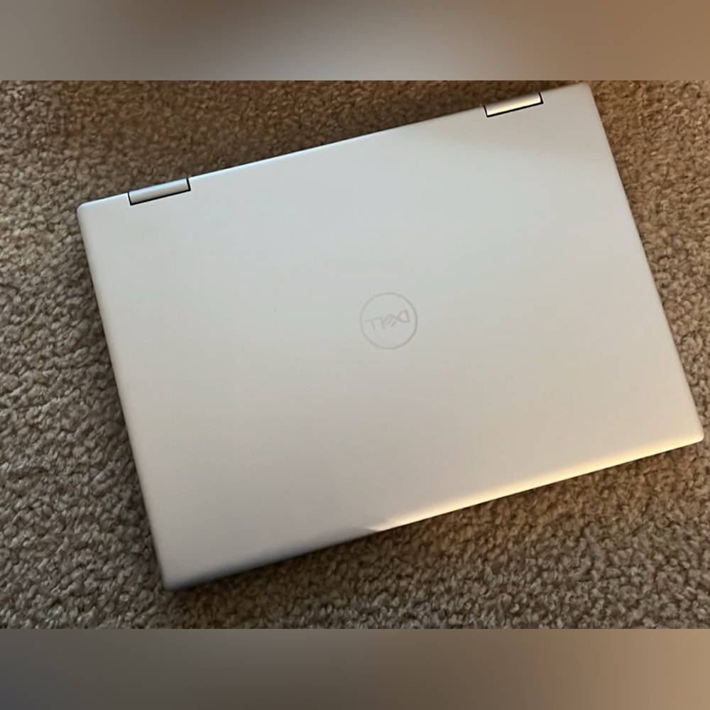 Dell Inspiron 14.0" 2-in-1 Touch Laptop 13th Gen Intel Core i5 8GB Memory 512GB